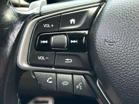 Used 2018 Honda Accord Sport image 14