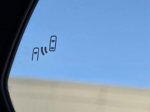 Used 2023 Toyota Tacoma TRD Sport image 16