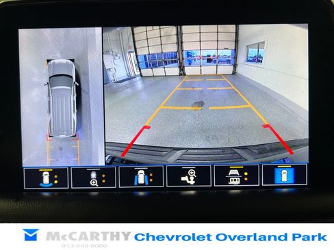 Used 2021 Chevrolet Suburban High Country w/ Premium Package AWD/4WD image 24