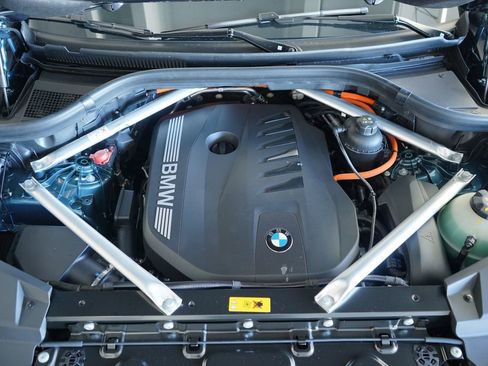 New 2026 BMW X5 xDrive50e w/ Climate Comfort Package image 23