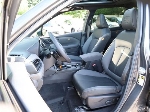 Certified 2026 Subaru Forester Wilderness w/ Wilderness Plus Package AWD/4WD image 9