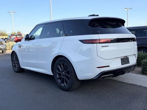 Used 2024 Land Rover Range Rover Sport Dynamic SE image 6