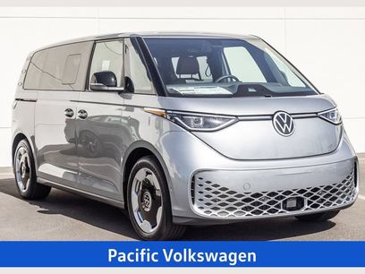 New 2025 Volkswagen ID. Buzz Pro S Plus