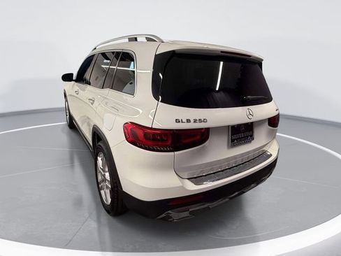 Certified 2022 Mercedes-Benz GLB 250 4MATIC image 6