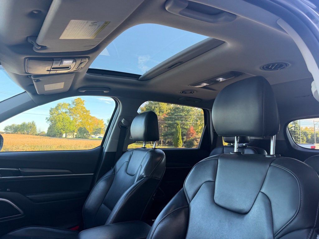 Used 2021 Kia Telluride S AWD/4WD image 16
