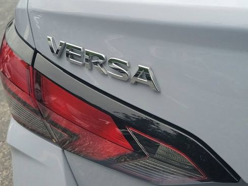 Used 2025 Nissan Versa SV w/ Trunk Package FWD image 9