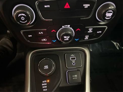 Used 2021 Jeep Compass Latitude w/ Convenience Group image 30