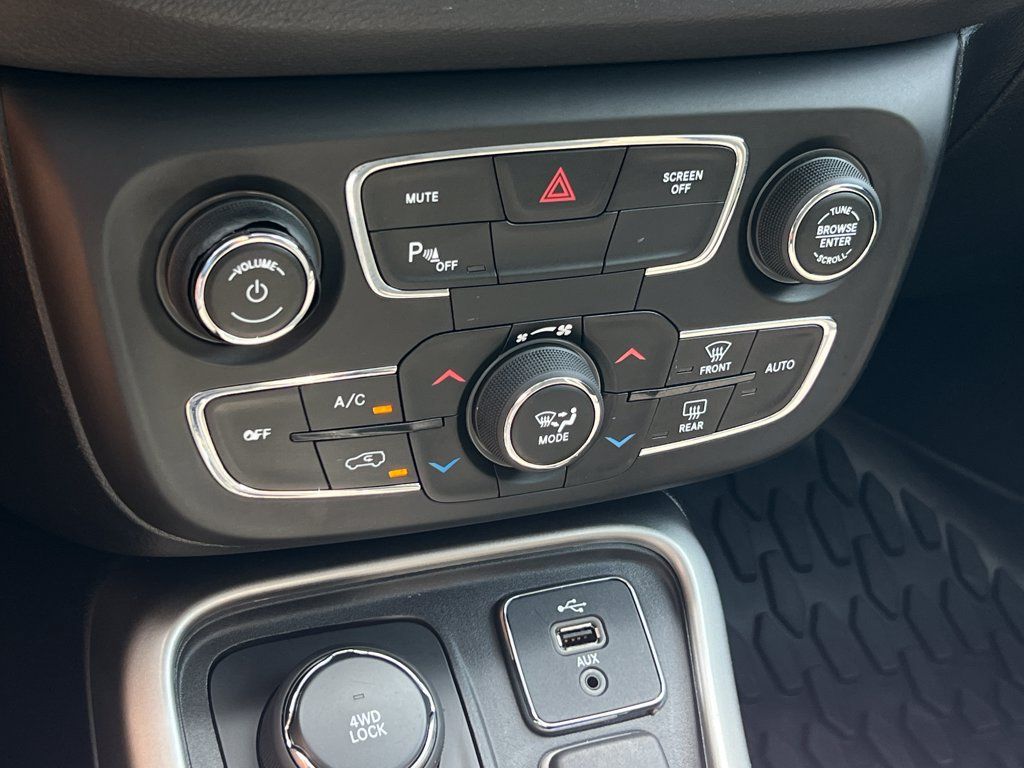 Used 2018 Jeep Compass Sport w/ Tech Group AWD/4WD image 35