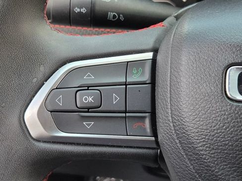 Used 2024 Jeep Compass Trailhawk AWD/4WD image 28