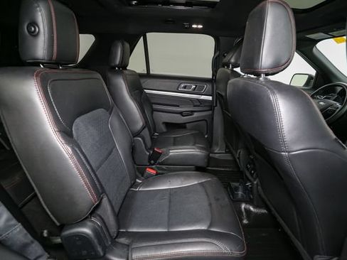 Used 2018 Ford Explorer Sport w/ Equipment Group 401A AWD/4WD image 21
