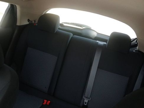 Used 2017 Nissan Juke S FWD image 12