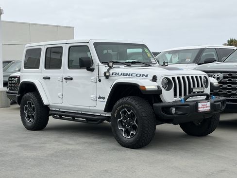 Used 2022 Jeep Wrangler Unlimited Rubicon 4xe w/ Steel Bumper Group AWD/4WD image 2