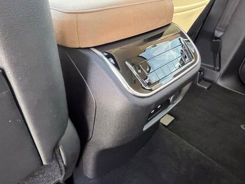 Certified 2025 INFINITI QX80 Sensory image 24