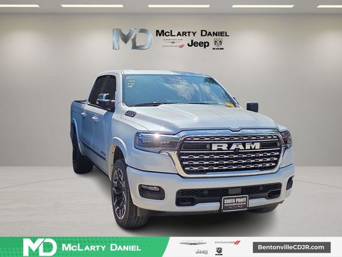Used 2025 RAM 1500 Limited AWD/4WD image 1