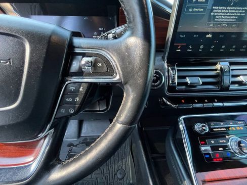 Certified 2024 Lincoln Navigator Reserve image 13