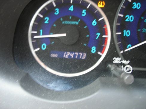 Used 2009 Toyota Sienna CE image 12