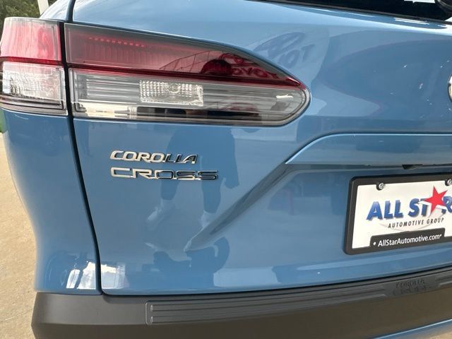 New 2026 Toyota Corolla Cross LE FWD image 12