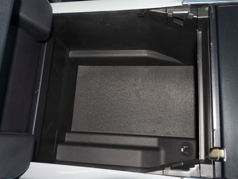 Used 2022 Ford F150 Limited image 40