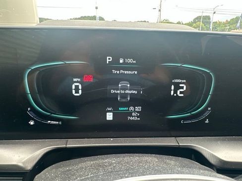 Used 2025 Kia Telluride S AWD/4WD image 11