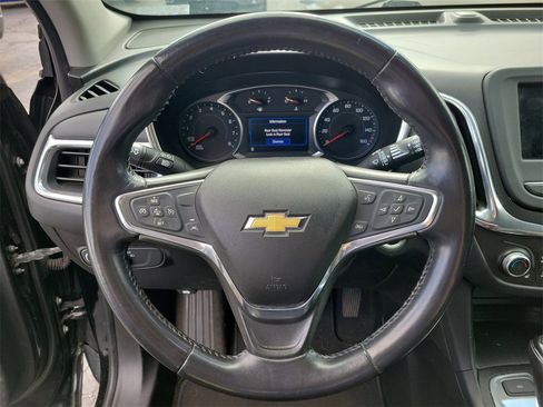 Used 2019 Chevrolet Equinox LT w/ Driver Convenience Package image 22