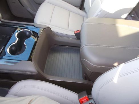 New 2026 GMC Yukon Elevation image 21