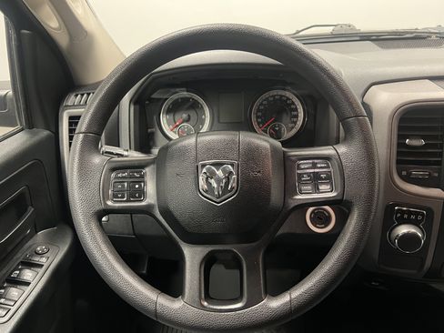 Used 2018 RAM 1500 Express image 14