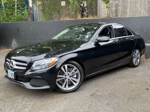 Used 2017 Mercedes-Benz C 300 Sedan image 1