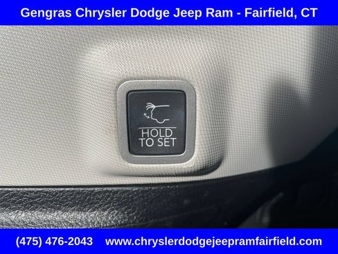 Used 2023 Jeep Grand Cherokee Limited w/ Luxury Tech Group II AWD/4WD image 28