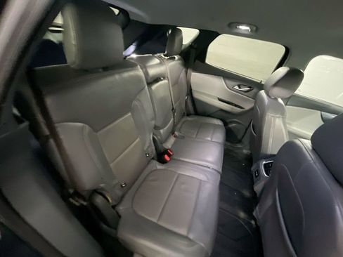 Used 2020 Chevrolet Blazer LT image 25