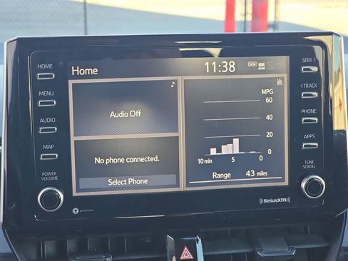 Used 2021 Toyota Corolla LE image 26