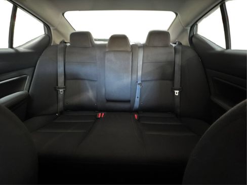 Used 2024 Nissan Altima 2.5 SV FWD image 14