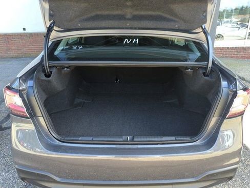 Used 2025 Subaru Legacy Premium image 26