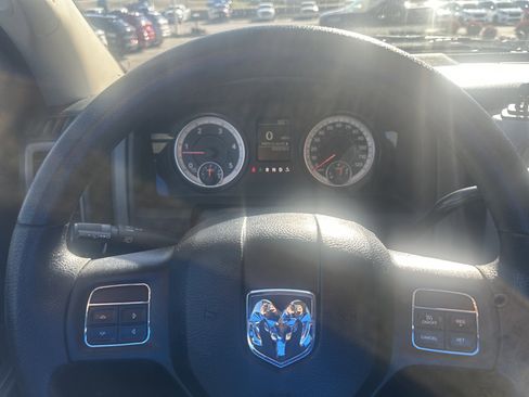 Used 2016 RAM 3500 Tradesman w/ Popular Equipment Group image 37