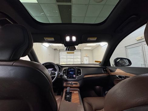 Used 2023 Volvo XC90 B6 Plus w/ Protection Package Premier AWD/4WD image 23