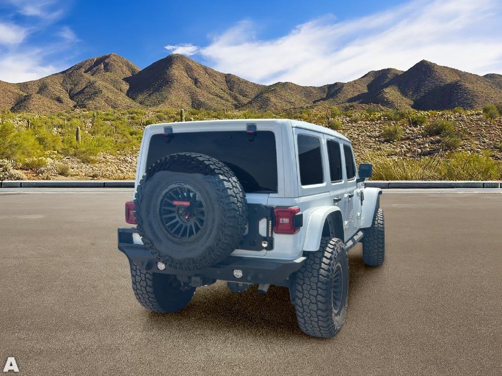 Used 2024 Jeep Wrangler Unlimited Rubicon 4xe AWD/4WD image 3
