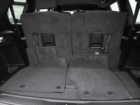 New 2025 Jeep Grand Cherokee L Laredo image 29