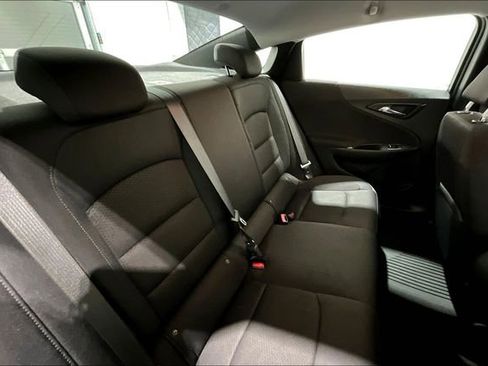 Used 2021 Chevrolet Malibu LS FWD image 25