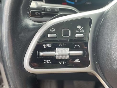 Used 2021 Mercedes-Benz GLS 450 4MATIC image 33