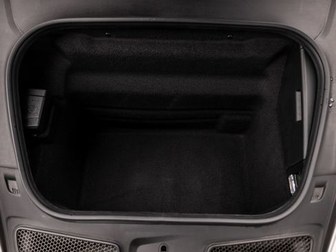 Certified 2025 Porsche 911 GT3 RWD image 38