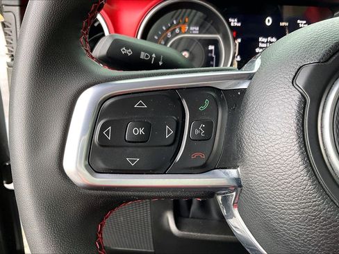 Used 2023 Jeep Gladiator Rubicon image 20