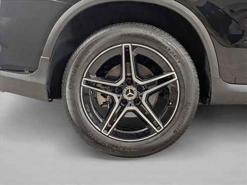 Used 2022 Mercedes-Benz GLC 300 image 26