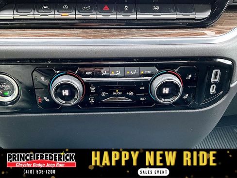 Used 2023 Chevrolet Silverado 1500 LT image 26