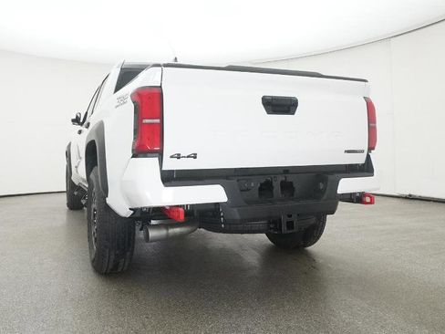 New 2025 Toyota Tacoma TRD Off-Road image 25