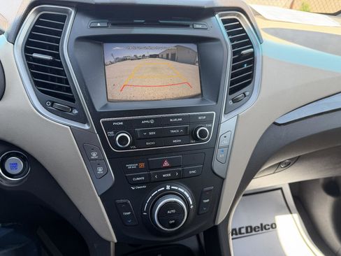 Used 2018 Hyundai Santa Fe Sport w/ 2.4L Value Package 02 FWD image 12