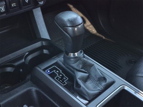 Used 2023 Toyota Tacoma TRD Off-Road w/ TRD Premium Off Road Package image 21