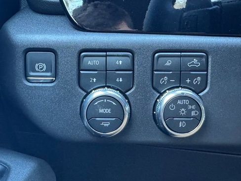 New 2026 GMC Sierra 1500 SLT w/ SLT Premium Plus Package image 16