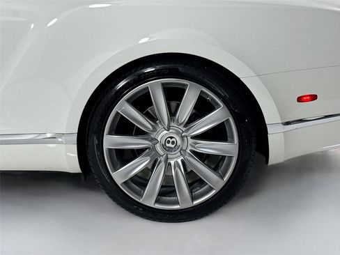 Used 2013 Bentley Continental GT image 32