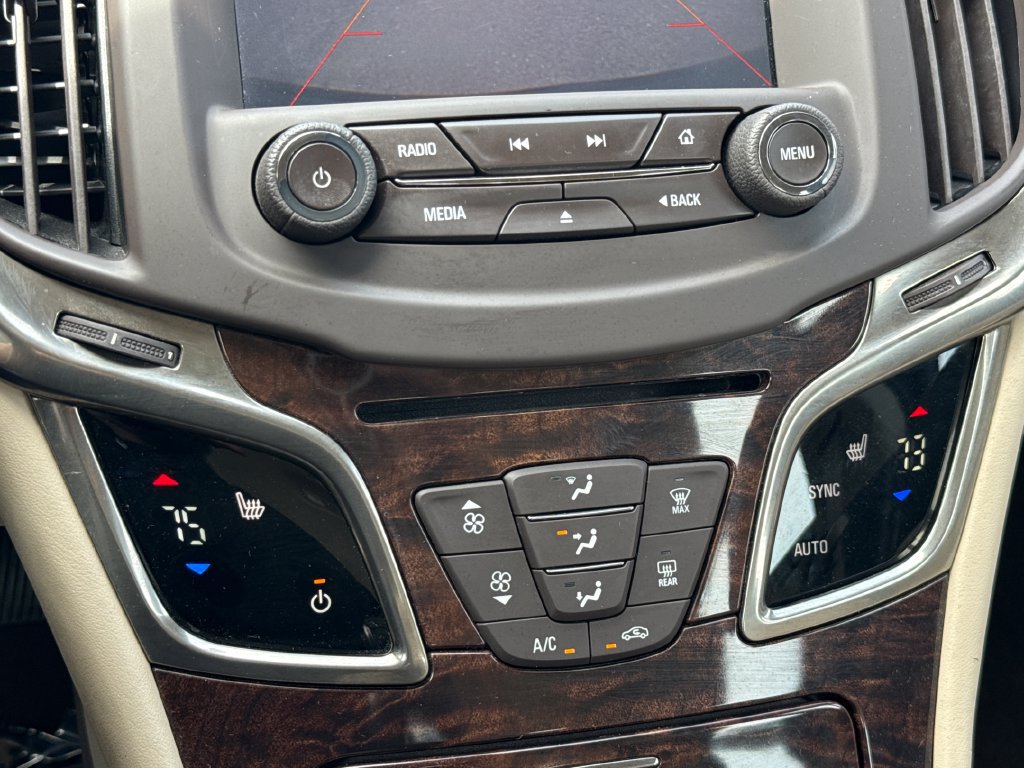 Used 2015 Buick LaCrosse Leather FWD image 18