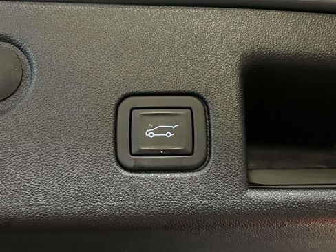 Used 2024 Chevrolet Equinox RS image 10