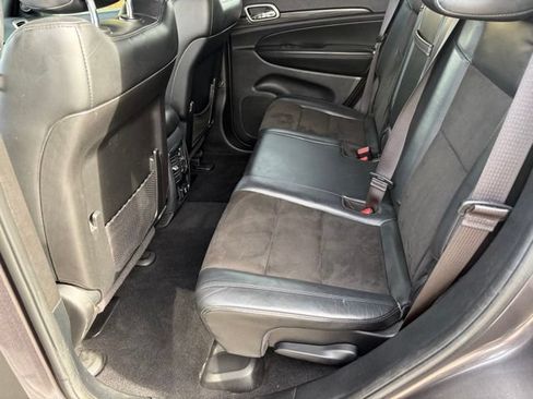 Used 2020 Jeep Grand Cherokee Altitude AWD/4WD image 26